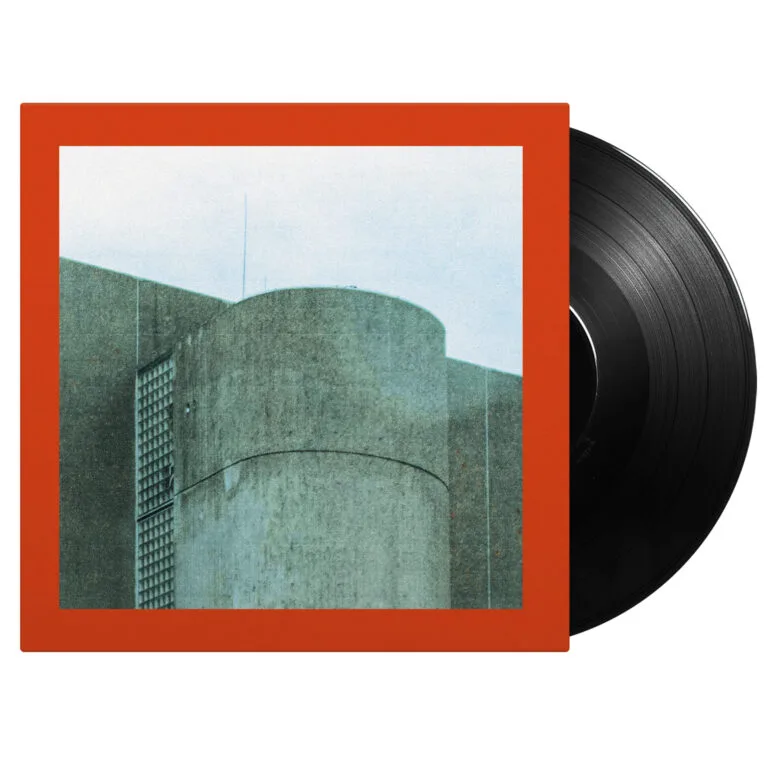 Vinylplaat met abstracte gebouw afbeelding op cd-hoes