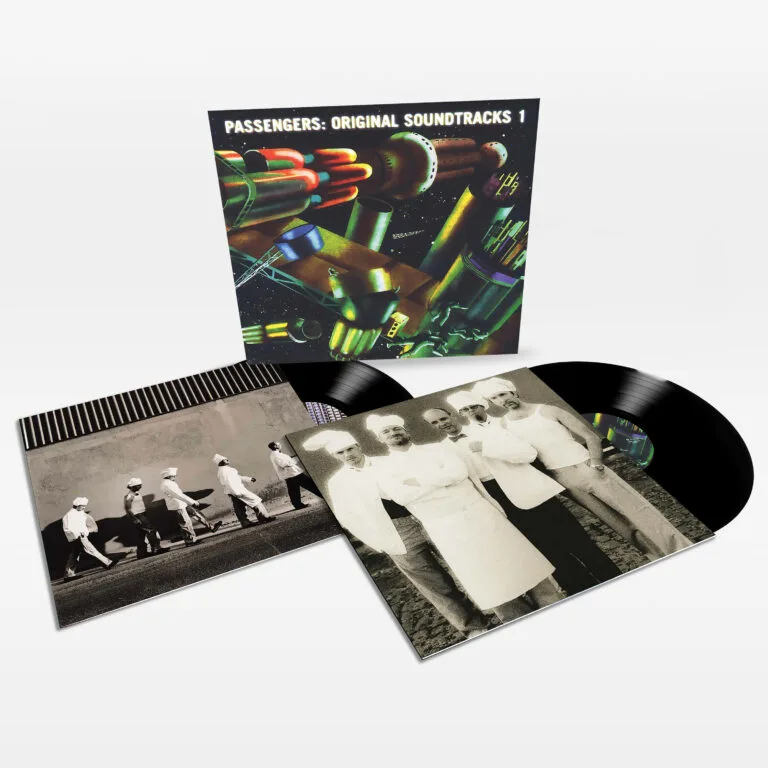 Vinylalbum Passengers: Original Soundtracks 1 met artwork.
